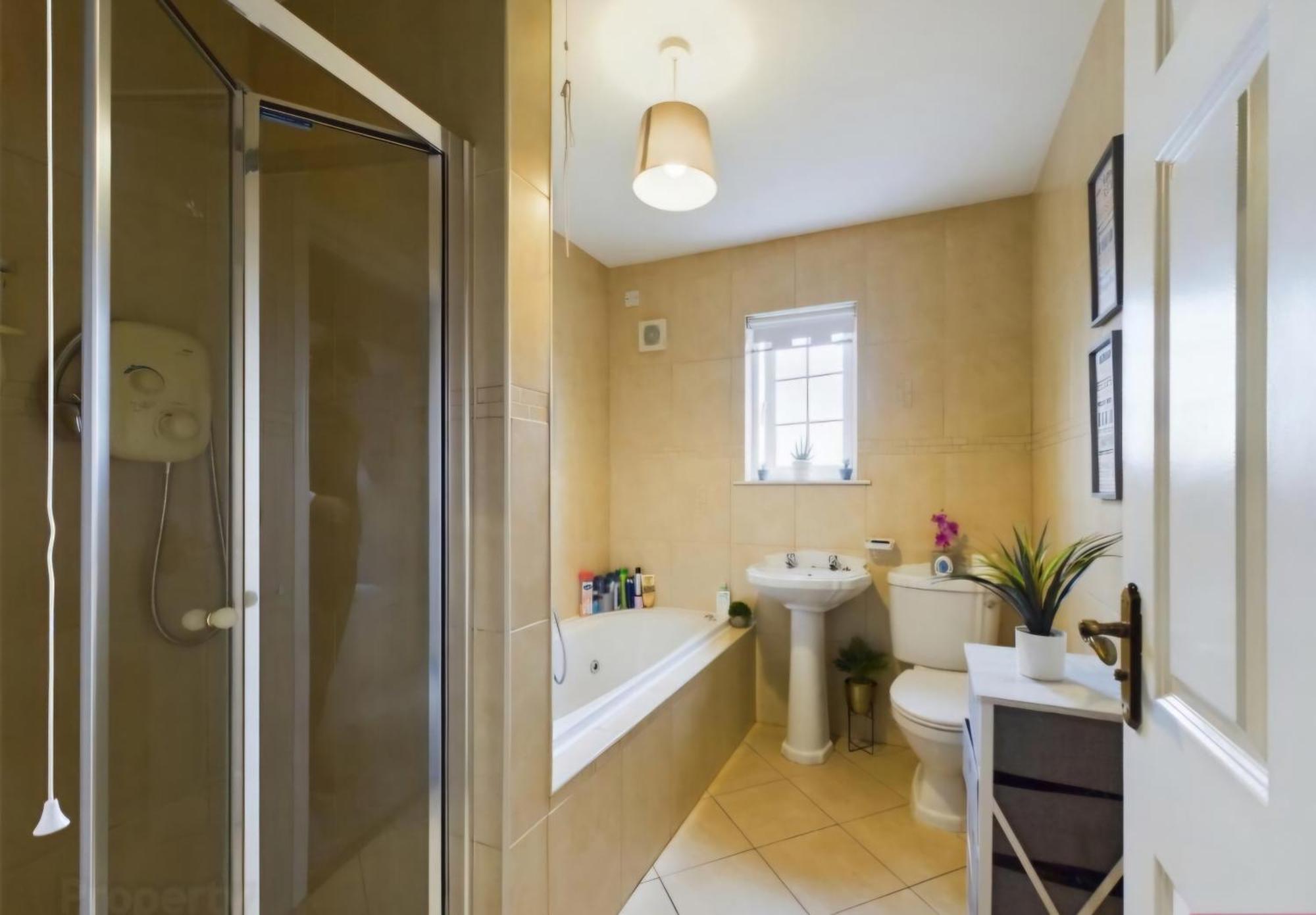 Newry Premium B&B Esterno foto